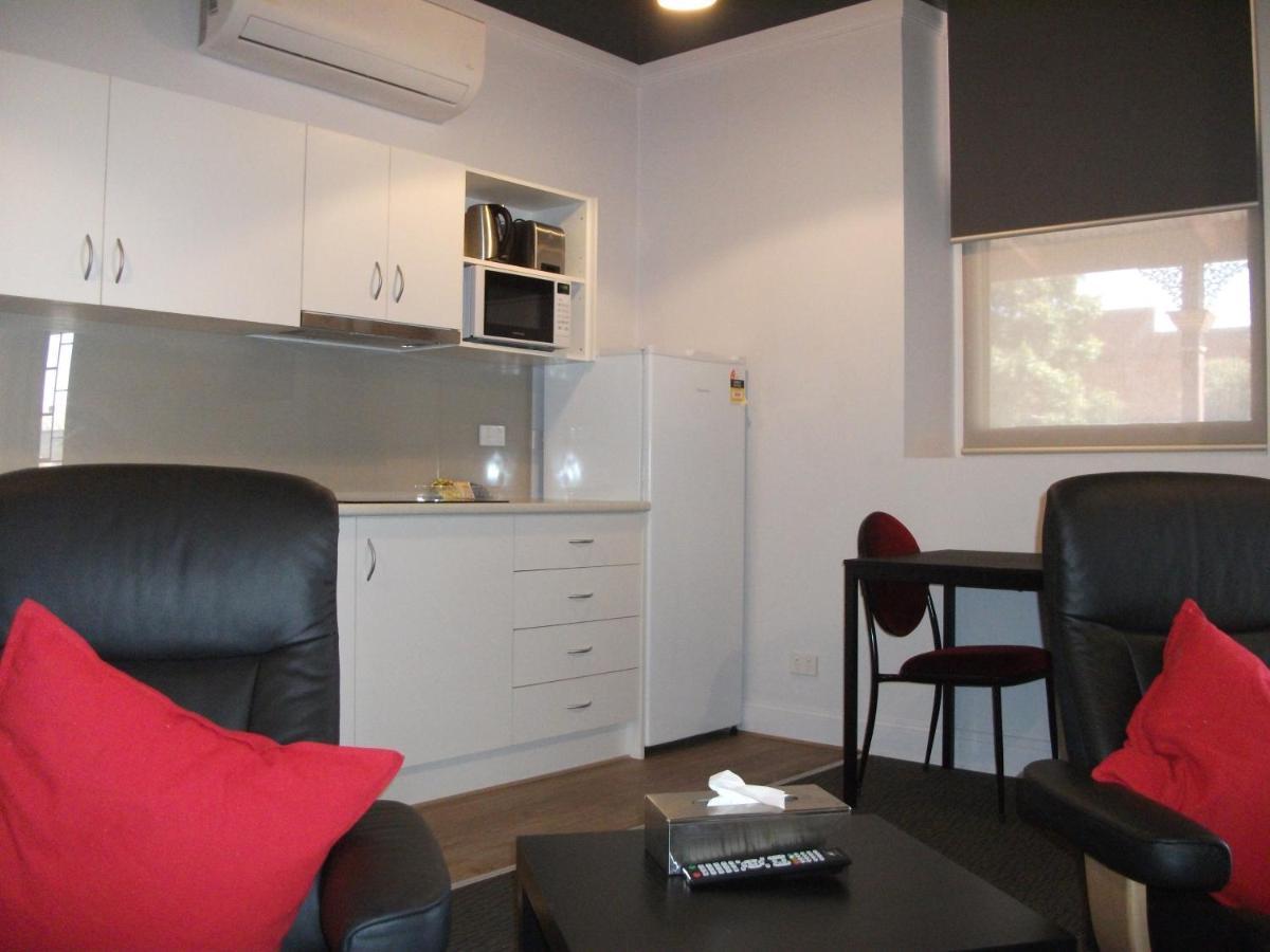 Daydream Motel And Apartments Broken Hill Esterno foto