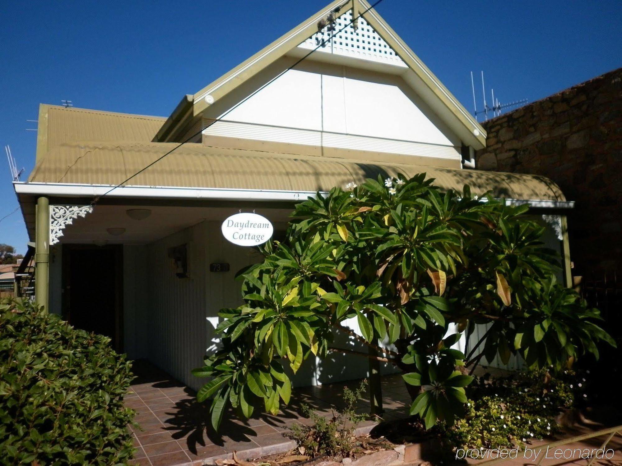 Daydream Motel And Apartments Broken Hill Esterno foto